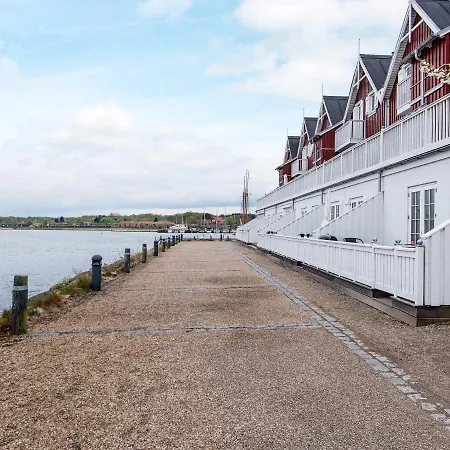 4 Person In 度假居 加斯庭